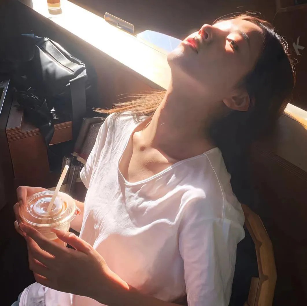 罗马书8:37
